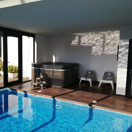 Вілла Casa Ceca De La Playa Y Barcelona, Con Piscina Climatizada Y Jacuzzi Вальроманас Екстер'єр фото
